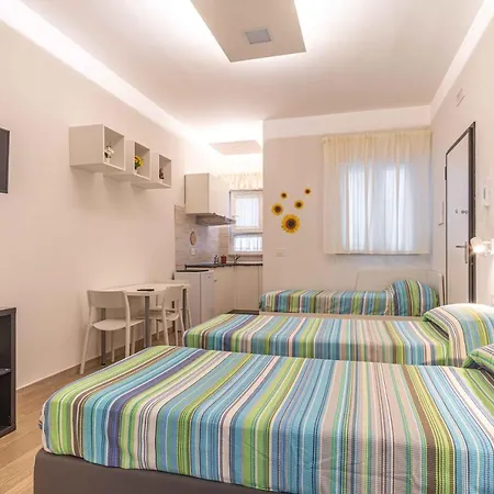 Apartment Seven Notes Bari